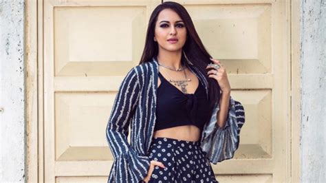 Sonakshi Sinha Brings Together Clashing Prints With Her Crop Top