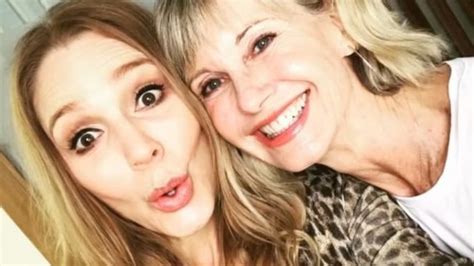 Olivia Newton Johns Niece Opens Up About The Stars Final Moments