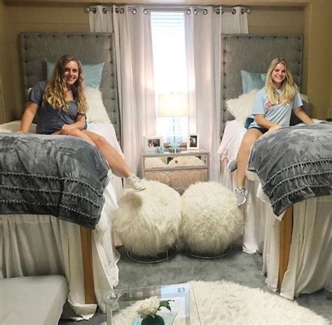 15 unique ways ole miss girls are decorating their dorm rooms