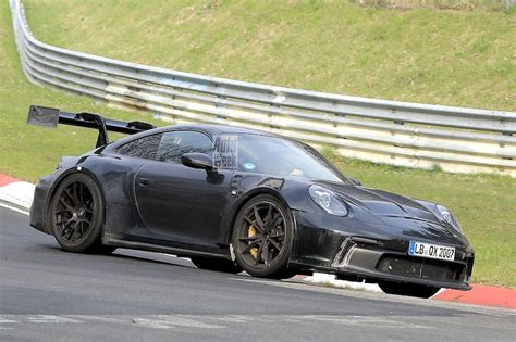 Porsche 911 Gt3 Rs Chases The Nürburgring Techzle