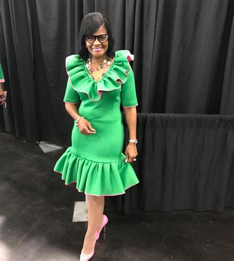 Pin By A Girl Living It On Alpha Kappa Alpha Style Ideas Green