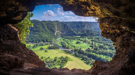 Cueva Ventana Puerto Rico Backiee