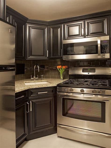 We offer kitchen cabinets, bathroom cabinets and vanities, entertainment cabinets, gun racks and cases and custom specialty cabinets. 34 Gorgeous Kitchen Cabinets For An Elegant Interior Decor ...