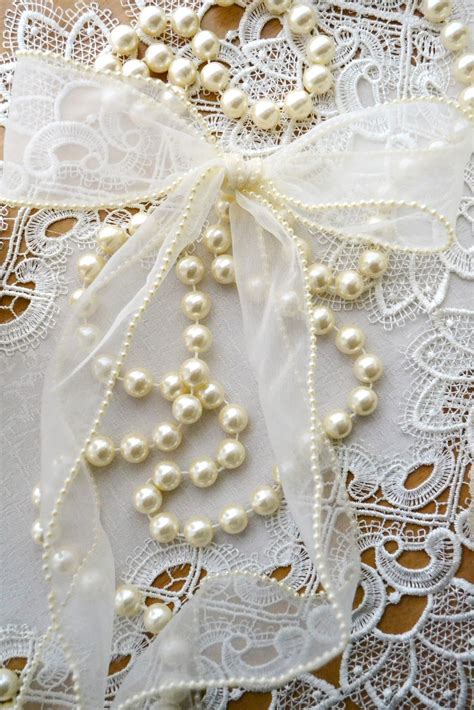 L O V E L Y P E A R L S Pearl And Lace Pearls Linens And Lace