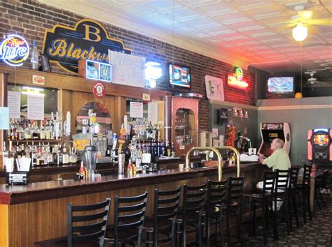 Chickie's and pete's crab house and sports bar south philly. Blackwell's Diner - Deli & Sports Bar Enjoy the ambiance ...