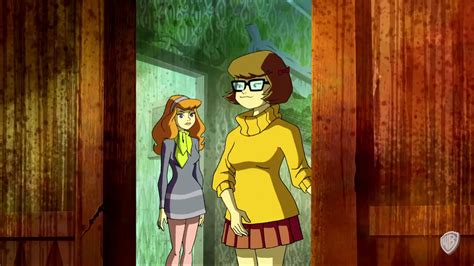 Daphne Blake And Velma Dinkley Scooby Doo Mystery Incorporated