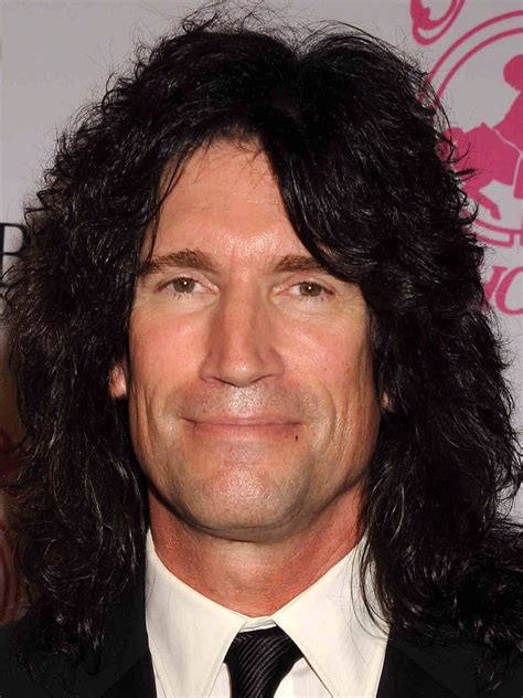 Pacific University To Bestow Honorary Degree On Kiss Guitarist Tommy