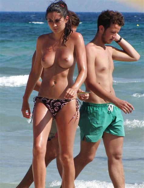 Topless And Nude Beaches Voyeur 13 64 Bilder XHamster Com