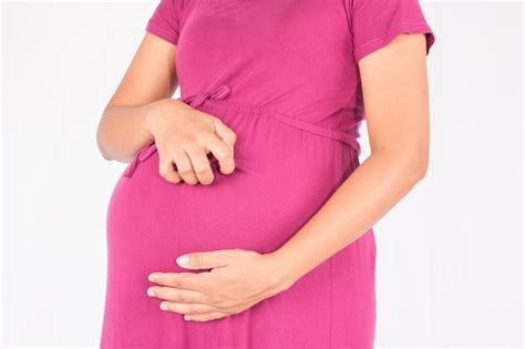 Perut kembung apakah bisa jadi tanda awal kehamilan? Ternyata Ini Penyebab Perut Gatal Ketika Hamil Tua ...