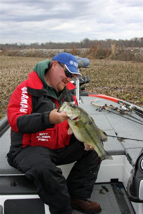 How To Fish A Chatterbait For Bass Great Days Outdoors