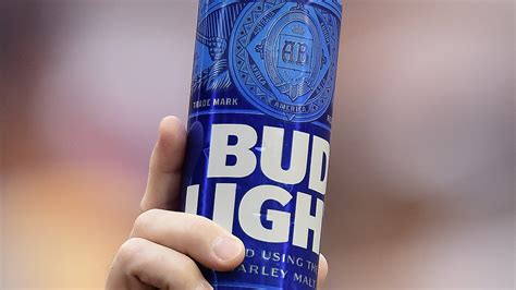 The Song In Bud Light S Super Bowl Commercial Pays Tribute To A