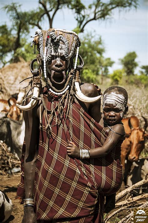 Etiopia Dolina Omo I Plemię Mursi Etiopia Tribale Abiti Tradizionali