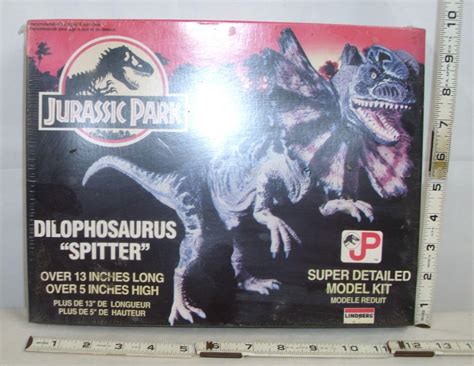 Lindberg Jurassic Park Dilophosaurus Spitter Figure Model Kit Boxed