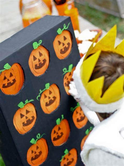 21 Halloween Party Games Ideas And Activities Spaceships