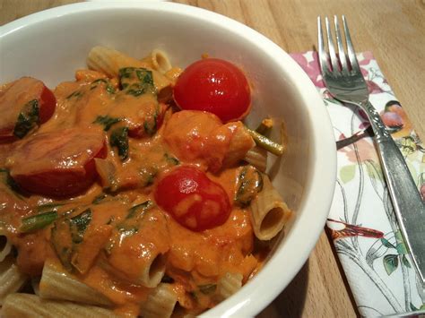 Spinat- Tomaten - Sahne - Sauce von LyricaLucia