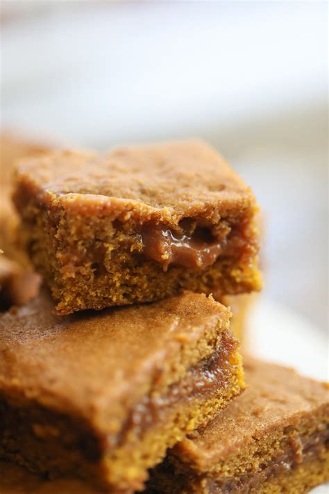 Caramel Filled Pumpkin Blondies Laurens Latest