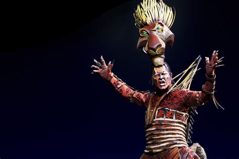 Scar Performing In The Lion King At The Lyceum Theatre Photo By Johan