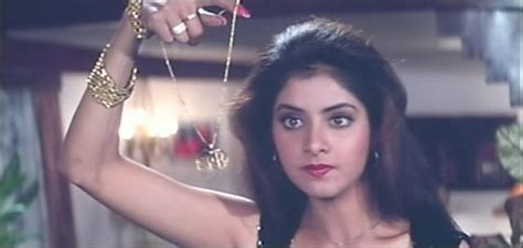 Divya Bharti As Laila Dil Aashna Hai 1992 Vintage Bollywood Celebs Shah Rukh Khan Movies
