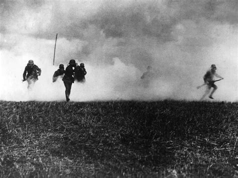 A History Of The First World War In 100 Moments An Eye Witness Account Of The First Gas Attack