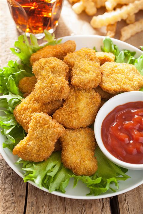 This homemade chicken nuggets recipe was originally published on little house living in january 2018. Homemade Healthy Baked Chicken Nuggets Recipe With Crispy ...