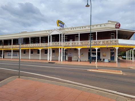 Grand Hotel Cobar Photo