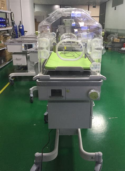 Babycare 5a Critical Care Infant Incubators With Big Lcd Display From