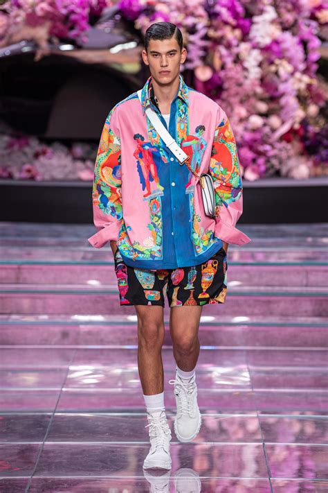 Versace Spring 2020 Menswear Fashion Show Versace Fashion Men