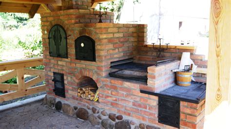 grilo wedzarnia z piecem chlebowym i kuchnią letnią | Outdoor bbq area ...