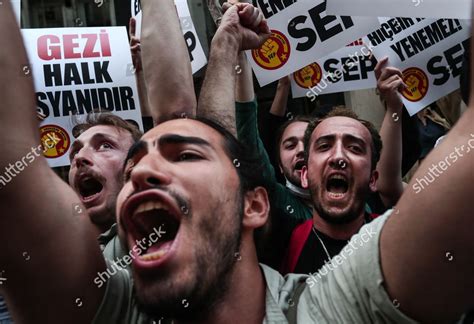 Protesters Hold Pictures Victims Gezi Park Editorial Stock Photo