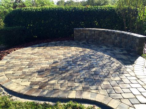 Round Pavers Wall Seating Orlando Sidewalk Patio Structures Stone