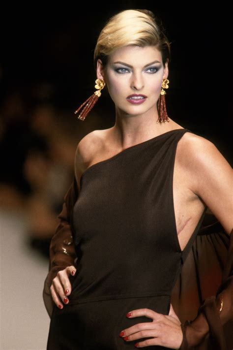 Linda Evangelista Yves Saint Laurent Rtw Springsummer 1996 Fashion