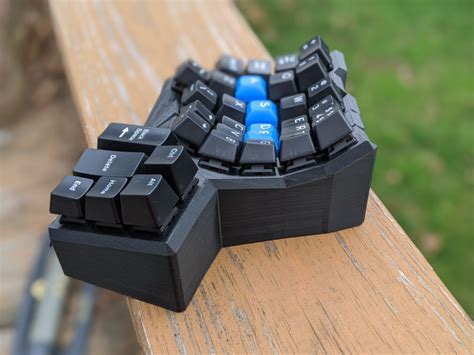 Mjohnsdactyl Cc A Dactyl Like 3d Printed Keyboard Written In C