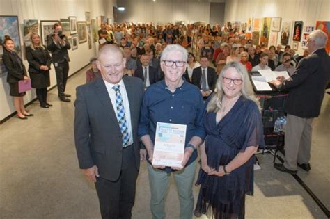 Head Wins Top 2022 Martin Hanson Memorial Art Award Gladstone Today
