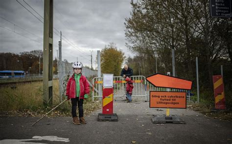 Nyinvigd cykelbana fick skrotas efter tabbe nu kräver politikerna