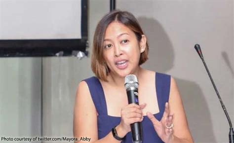 ‘di ‘to Ecobag Abby Binay Takes Swipe At Taguigs Giveaways In Visit