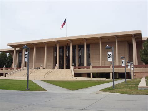 Oviatt Library At Csun Has Been Used For Dozens Of Tv Show Flickr