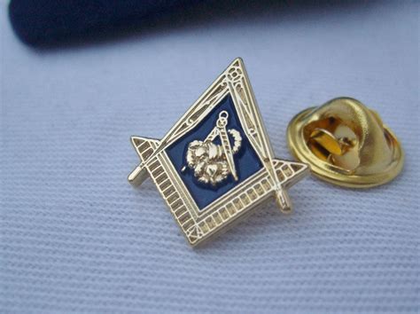 Masonic Lodge Steward Cornucopia Lapel Pin Plus T Pouch