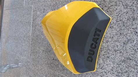 Eine gute abdeckung durch google street view findet sich vor allen im ländern in europa sowie in nordamerika, australien und an der südlichen spitze von südamerika. Ducati Streetfighter Sozius Seat Cover titanrace new