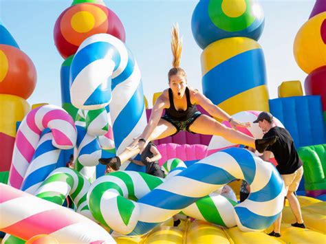 Worlds Largest Bounce House Springs Into Houston For 2 Big Weekends