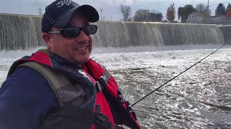 Oswego Dam Oswego Ny Salmonsteelhead Fishing Youtube