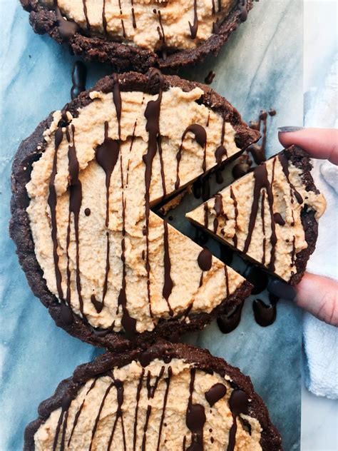 No Bake Vegan Peanut Butter Cup Pie High Protein The Kelly Kathleen