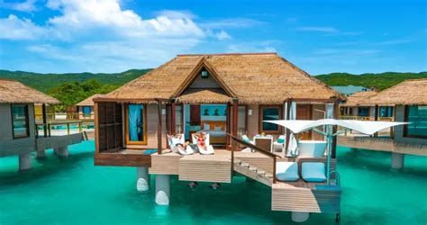 Best Jamaica Overwater Bungalows To Stay