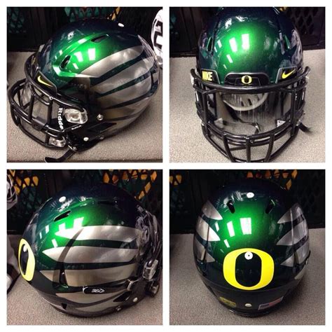 Oooooooooooo Oregon Football Football Helmets Oregon Ducks Uniforms
