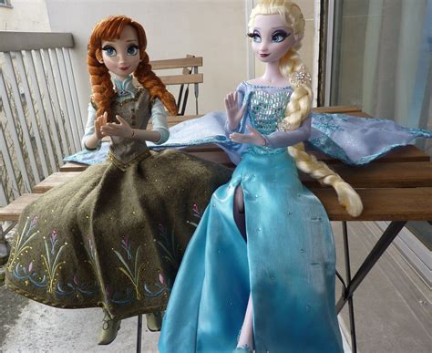 Disney Frozen Anna And Elsa Limited Edition Dolls Disney Princess Dolls Disney Barbie Dolls