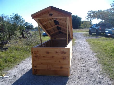 Tank that is located 60 ft above the highest spigot so there can be a gravity fed water. Garden woodworking projects plans, install a shed floor, how to build a well insulated dog house ...