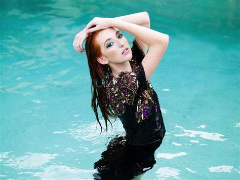 Pin By Kashif On Red Head Pool Photography Wet Dress Photography