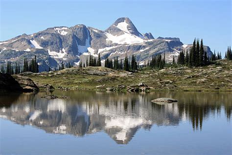 Best Columbia Mountains Stock Photos Pictures And Royalty Free Images