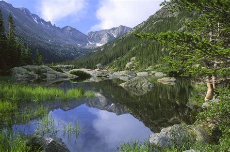 Rocky Mountains Adventure In The Rocky Mountains Canada Traveldigg