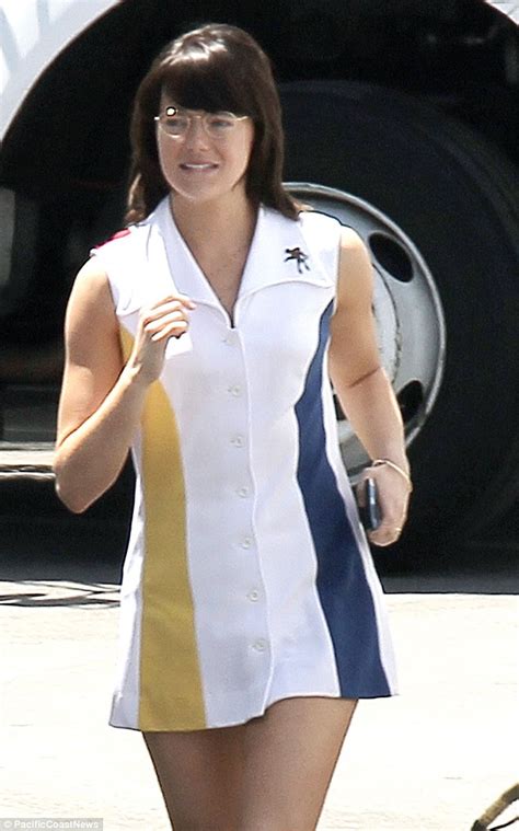 Emma Stone Channels Billie Jean King As She Jogs On Set Of Battle Of The Sexes Daily Mail Online