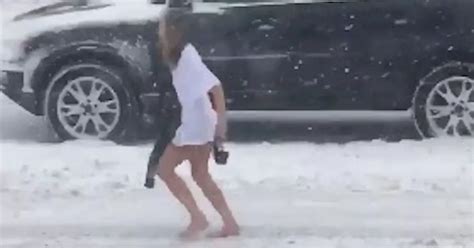 Half Naked Woman Seen Walking Barefoot Through Storm Jonas Without Trousers Irish Mirror Online